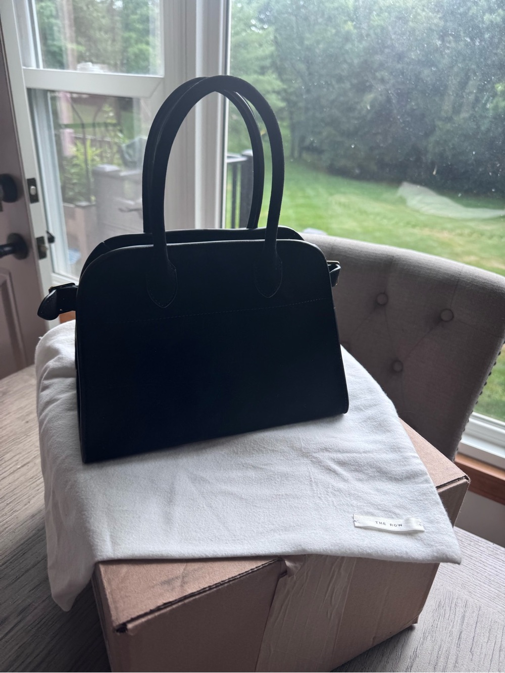 THE ROW SOFT MARGAUX 10 SUEDE Bag Black NEW NWT - So BEAUTIFUL and RARE to Find - Picture 5 of 9